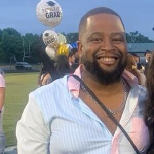 Meet your Posher, Karlos